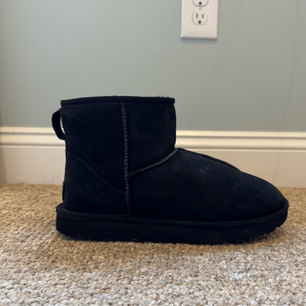 UGG Classic Mini Boot Black
